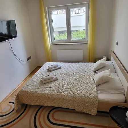 Lumare Apartman