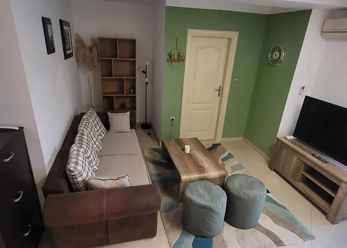 Lumare Apartman *
